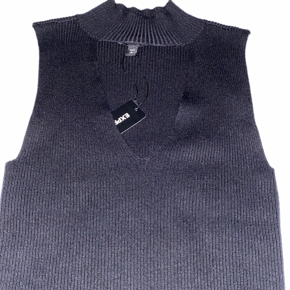 Ribbed Cutout Mock Top By Express - Picture 4 of 5